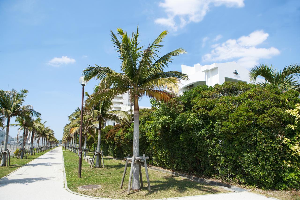 Mihama Beach House Villa Chatan Buitenkant foto
